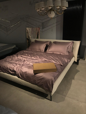 Кровать Morrison 230*217*95